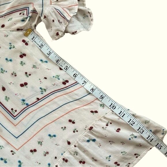 Democracy Peplum Flounce Split Sleeve Embroidered Placket Front Printed Top Sz L - Picture 6 of 8